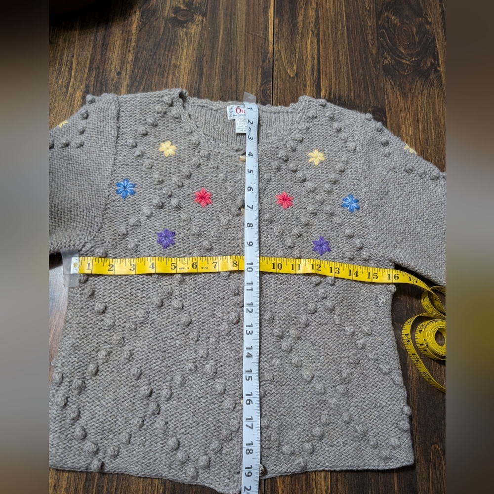 Orvis 100% Shetland wool Cardigan floral design - Picture 8 of 10